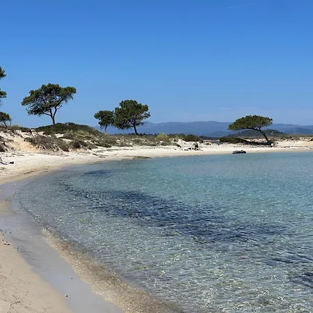 Stylish Maisonette With 3 Bedrooms In Vourvourou, Greece