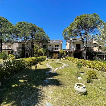 Stylish Maisonette With 3 Bedrooms In Vourvourou, Greece Villa *