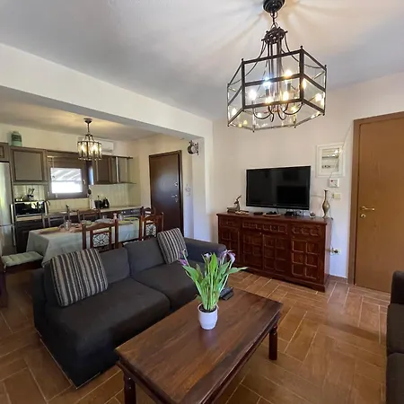 Stylish Maisonette With 3 Bedrooms In Vourvourou, Greece