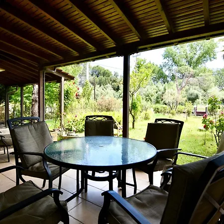 Vilă Stylish Maisonette With 3 Bedrooms In Vourvourou, Greece Vourvourou