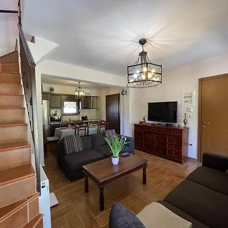 Stylish Maisonette With 3 Bedrooms In Vourvourou, Greece
