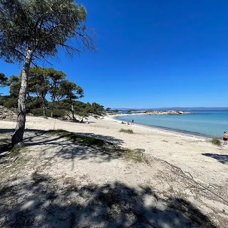 Stylish Maisonette With 3 Bedrooms In Vourvourou, Greece Villa *