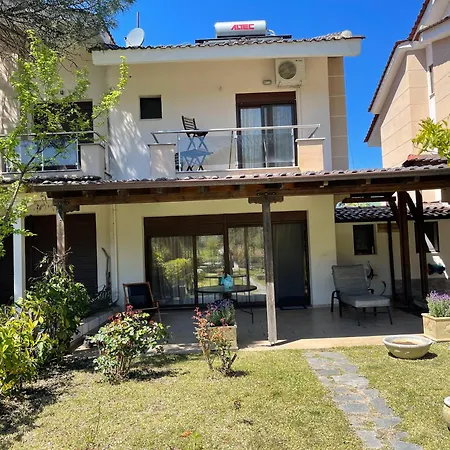 Stylish Maisonette With 3 Bedrooms In Vourvourou, Greece Villa *