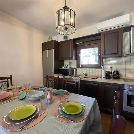 Stylish Maisonette With 3 Bedrooms In Vourvourou, Greece Villa *