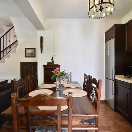 Stylish Maisonette With 3 Bedrooms In Vourvourou, Greece Vila