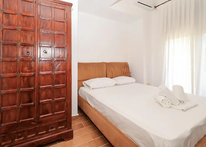 Villa Stylish Maisonette With 3 Bedrooms In Vourvourou, Greece