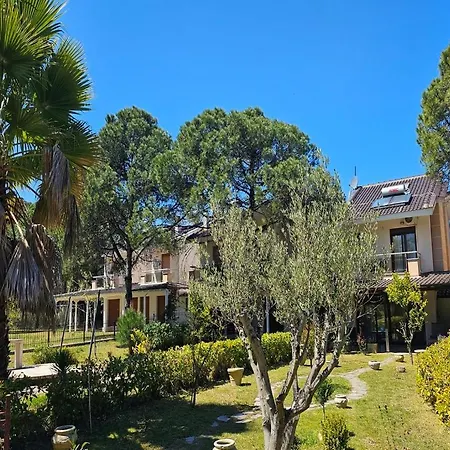 Stylish Maisonette With 3 Bedrooms In Vourvourou, Greece Vurvurú